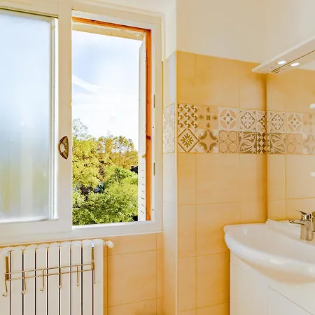 Holiday home Maison De *